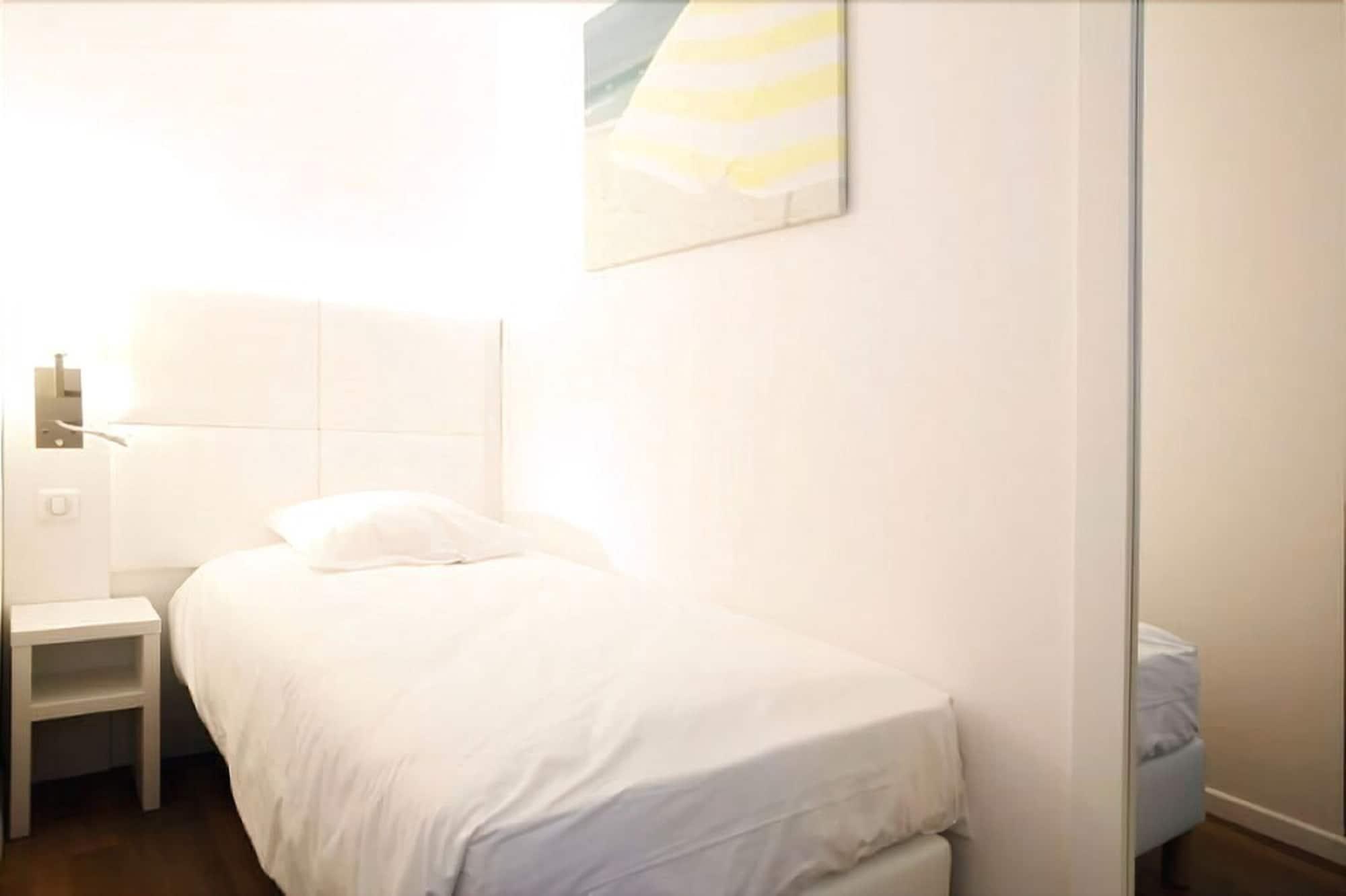 Greet Hotel Lille Gare Flandres - Groupe Accor Ngoại thất bức ảnh