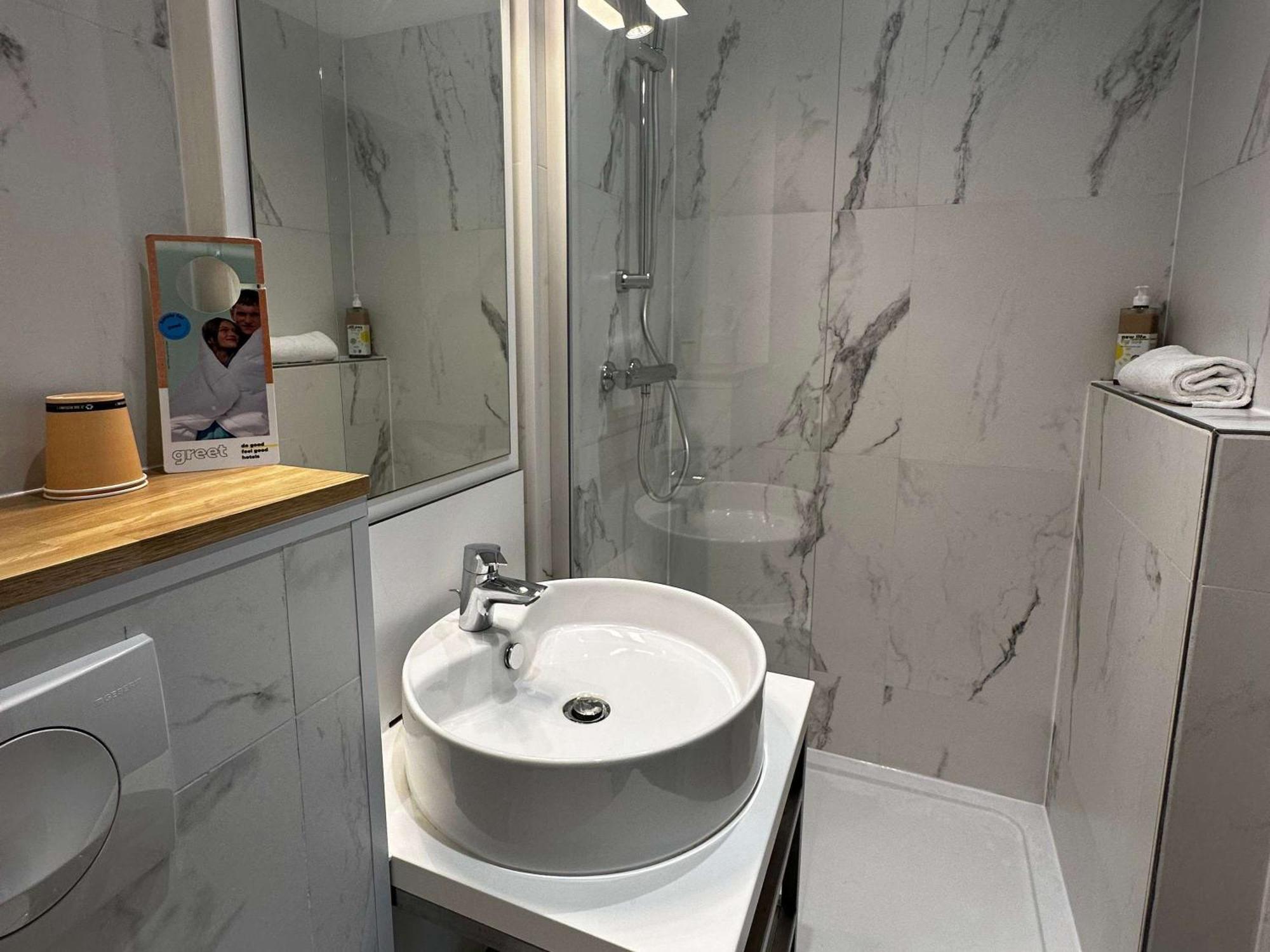 Greet Hotel Lille Gare Flandres - Groupe Accor Ngoại thất bức ảnh